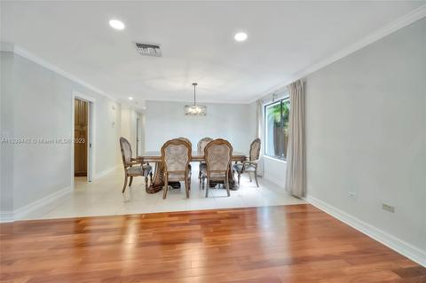 8525 Menteith Ter, Miami Lakes, FL 33016 photo 12