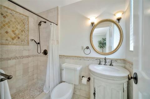 8525 Menteith Ter, Miami Lakes, FL 33016 photo 19