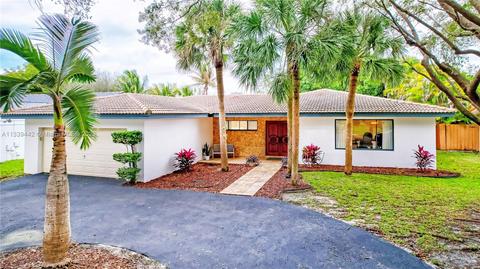 8525 Menteith Ter, Miami Lakes, FL 33016 photo 1