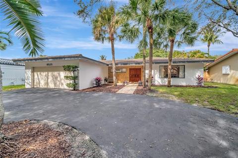 8525 Menteith Ter, Miami Lakes, FL 33016 photo 32