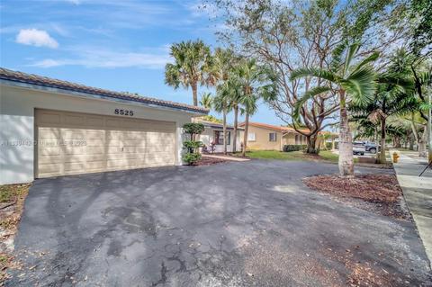 8525 Menteith Ter, Miami Lakes, FL 33016 photo 34