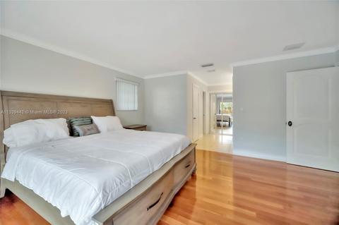 8525 Menteith Ter, Miami Lakes, FL 33016 photo 25