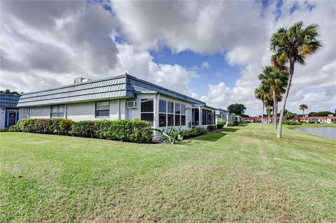 11 Waterford #A, Delray Beach, FL 33446