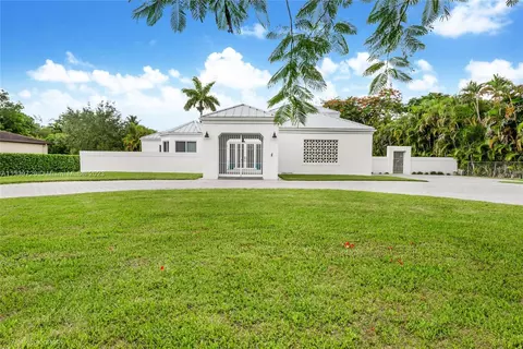 8528 SW 121 St, Miami, FL 33156