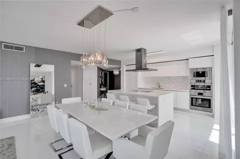 330 Sunny Isles Blvd #5-908, Sunny Isles Beach, FL 33160