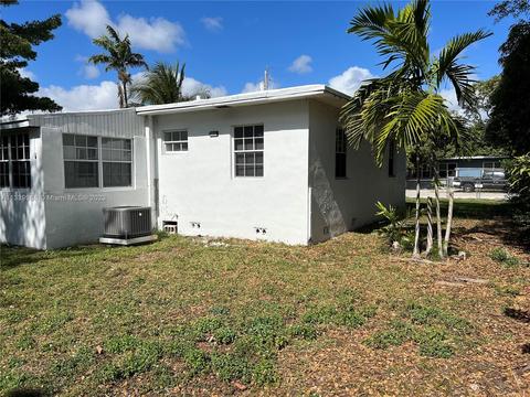 40 NW 68th St, Miami, FL 33150 photo 4
