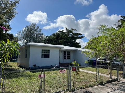 40 NW 68th St, Miami, FL 33150 photo 2