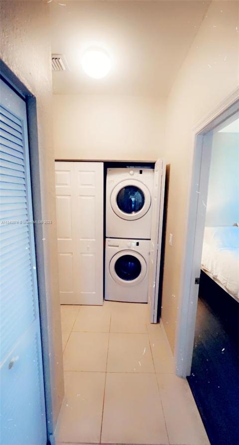 1570 SE Sheffield Ter #101, Stuart, FL 34994 photo 16
