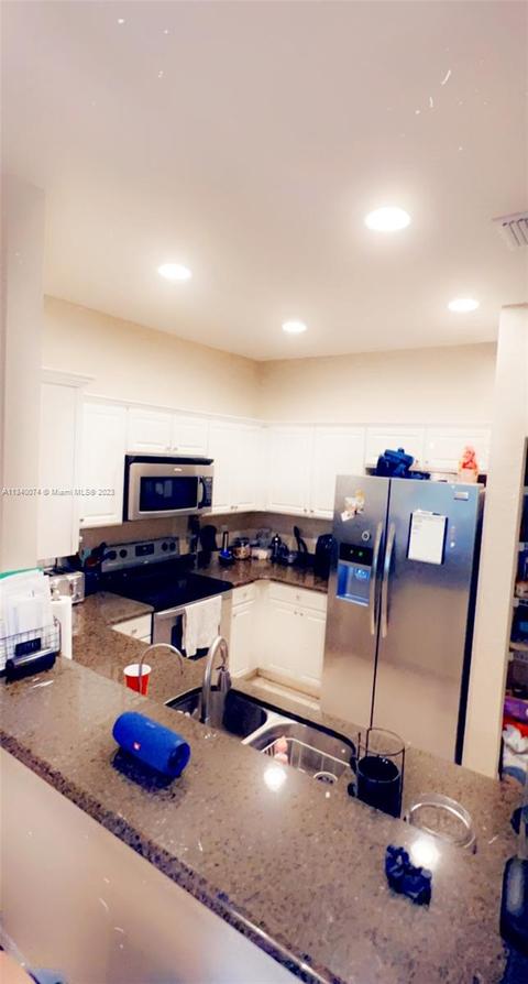 1570 SE Sheffield Ter #101, Stuart, FL 34994 photo 8