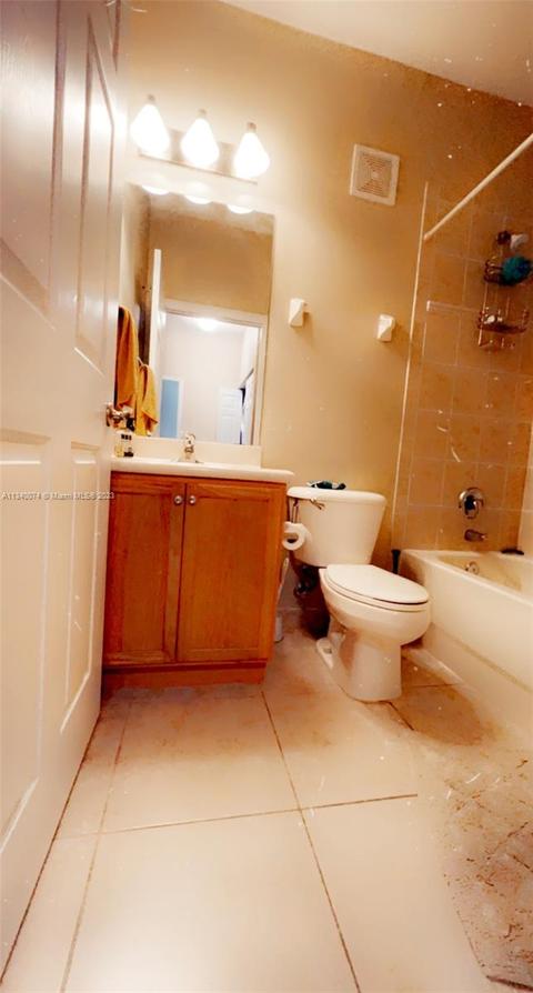 1570 SE Sheffield Ter #101, Stuart, FL 34994 photo 15
