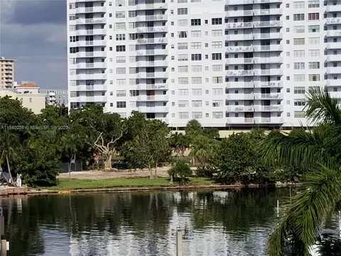 1965 S Ocean Dr #3D, Hallandale Beach, FL 33009