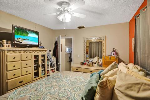 214 E 62nd St, Hialeah, FL 33013 photo 20