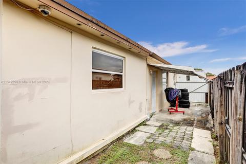 214 E 62nd St, Hialeah, FL 33013 photo 5