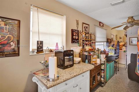 214 E 62nd St, Hialeah, FL 33013 photo 14