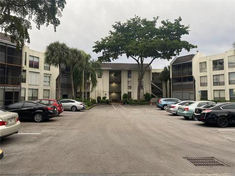 6301 N University Dr #317, Tamarac, FL 33321