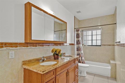 6460 E 3rd Ave, Hialeah, FL 33013 photo 29