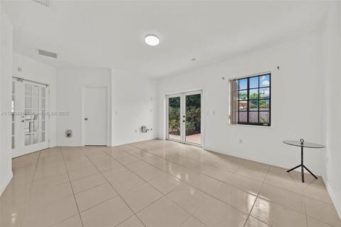 6460 E 3rd Ave, Hialeah, FL 33013 photo 30