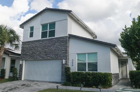 4098 Rosa Dr, Lighthouse Point, FL 33064