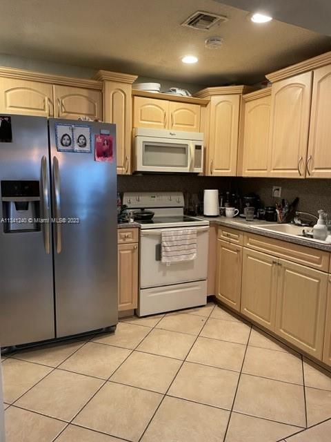 310 W 38th St, Hialeah, FL 33012 photo 10
