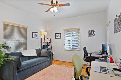 453 NE 89th St, El Portal, FL 33138 photo 24