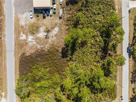 449 Zimmerman Ave S, Lehigh Acres, FL 33974