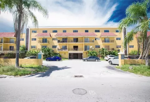 5100 SW 41st St #206, Pembroke Park, FL 33023