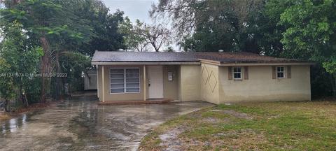 Undisclosed, Hollywood, FL 33024