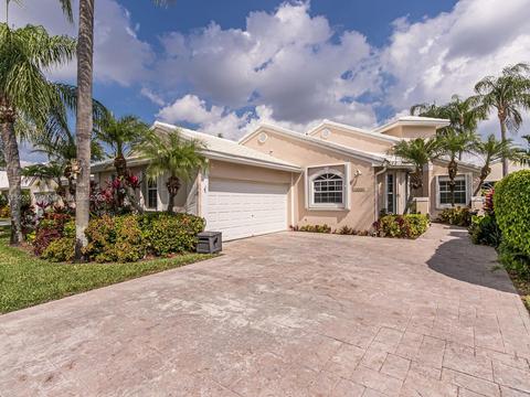 15241 S Wilshire Cir S, Pembroke Pines, FL 33027