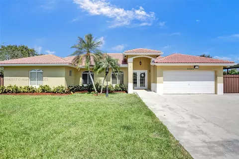 20269 SW 325th St, Homestead, FL 33030