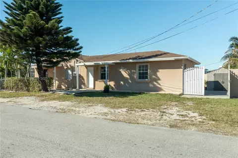 2633 SW 67th Ave, Miami, FL 33155