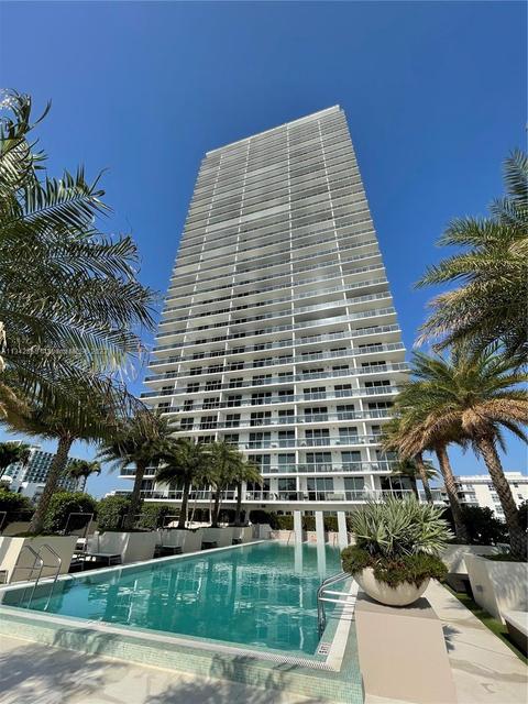 600 NE 27th St #1802, Miami, FL 33137