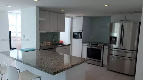 16546 NE 26th Ave #2A, North Miami Beach, FL 33160