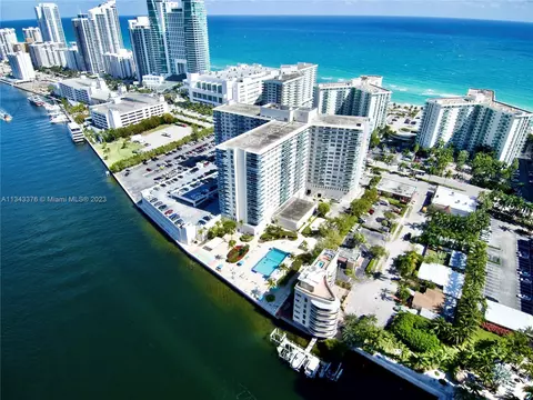3800 S Ocean Dr #1601, Hollywood, FL 33019