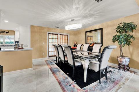 20100 Red Run Dr, Hialeah, FL 33015 photo 40
