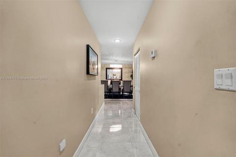 20100 Red Run Dr, Hialeah, FL 33015 photo 38