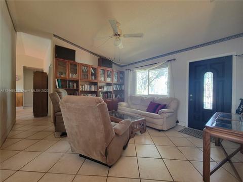 15664 SW 99th Ave, Miami, FL 33157 photo 8