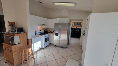 15664 SW 99th Ave, Miami, FL 33157 photo 15