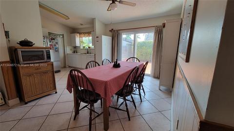 15664 SW 99th Ave, Miami, FL 33157 photo 13