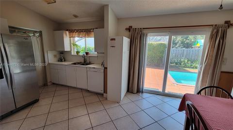 15664 SW 99th Ave, Miami, FL 33157 photo 16