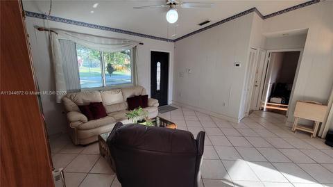 15664 SW 99th Ave, Miami, FL 33157 photo 9