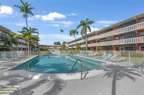 141 NE 10th Ave #25C, Hallandale Beach, FL 33009