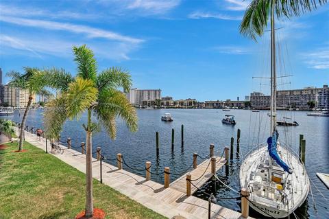 2200 Diana Dr #216, Hallandale Beach, FL 33009