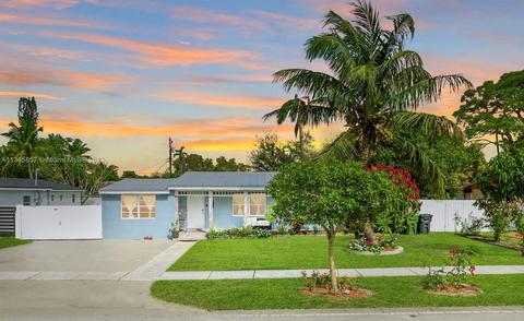 521 NE 142nd St, North Miami, FL 33161