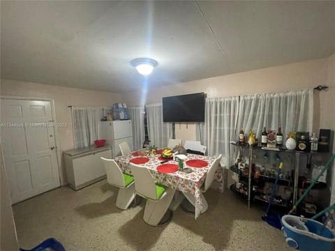 4795 E 9th Ct, Hialeah, FL 33013 photo 3