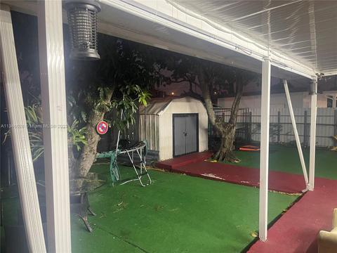 4795 E 9th Ct, Hialeah, FL 33013 photo 6