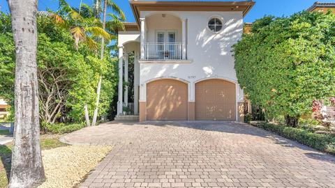 16797 NE 35th Ave, North Miami Beach, FL 33160