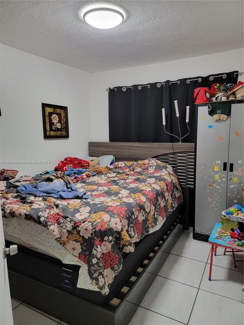 320 E 65th St, Hialeah, FL 33013 photo 4