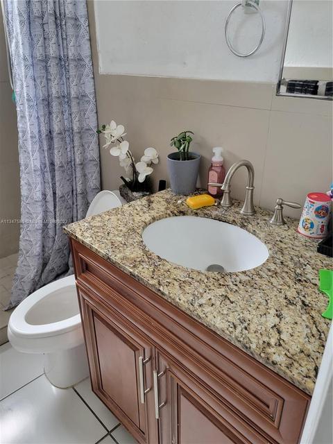 320 E 65th St, Hialeah, FL 33013 photo 10