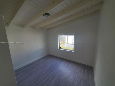 751 Hialeah Dr, Hialeah, FL 33010 photo 12