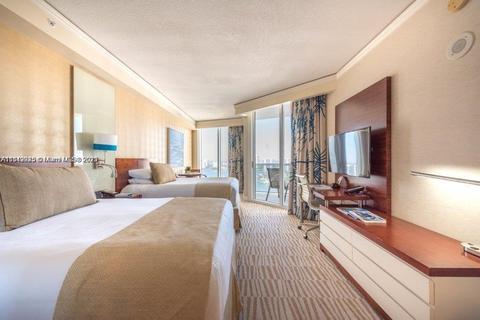 18001 Collins Ave #1504, Sunny Isles Beach, FL 33160